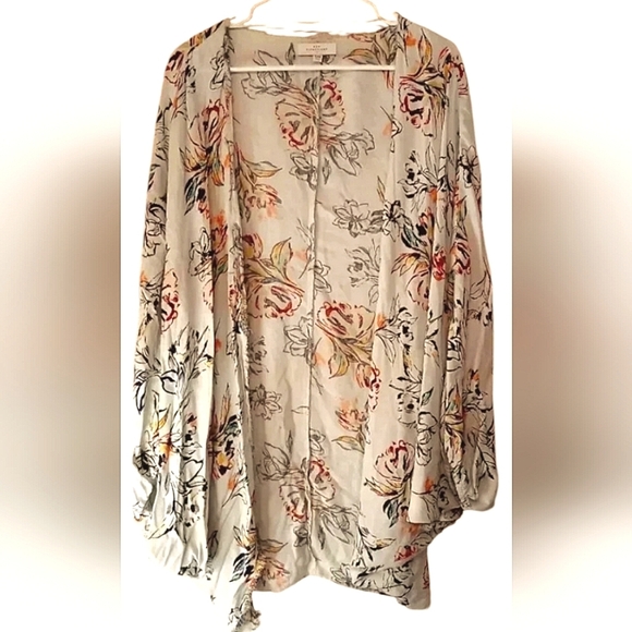 New Directions Kimono - Picture 1 of 10